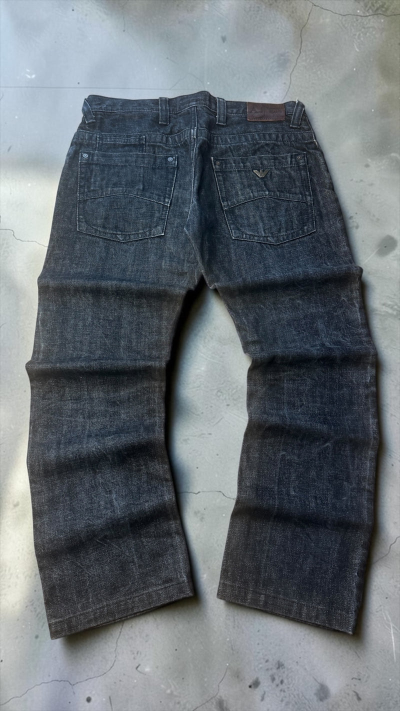 Armani Jeans (AJ) Herren Jeans – Dunkelgrau / Washed Black – Button-Fly  
Beschreibung: