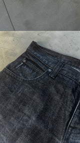 Armani Jeans (AJ) Herren Jeans – Dunkelgrau / Washed Black – Button-Fly  
Beschreibung:
