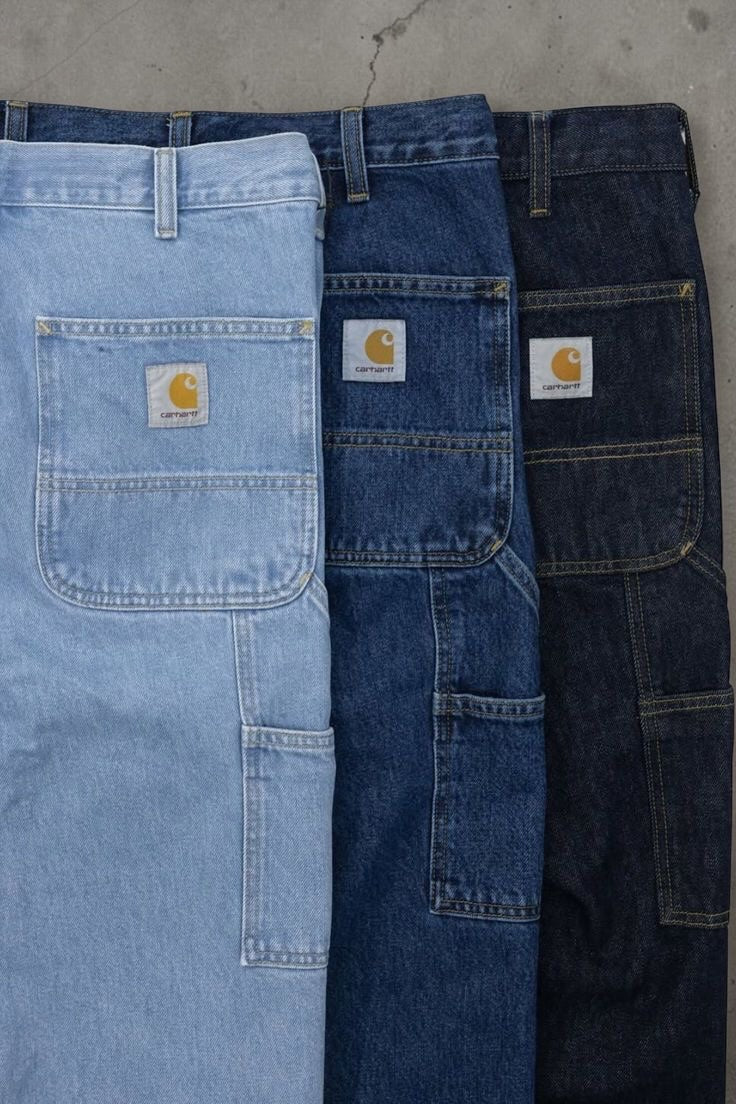 Carhartt Vintage Carpenter Hosen und Denim Stapel